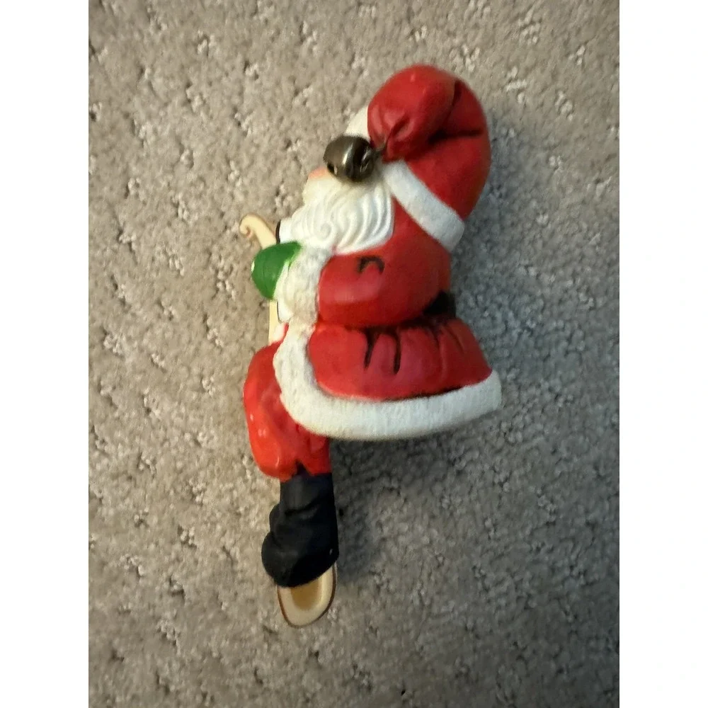 HALLMARK-SANTA CLAUS-Vintage Christmas Stocking Holder with Jingle Bell